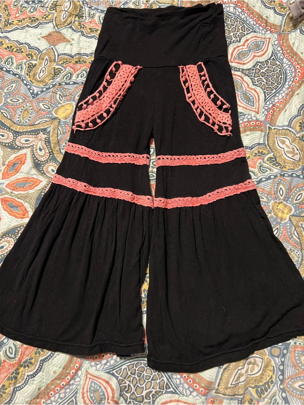 Girls Black Bell-Bottom Leggings with Pink Crochet Trim